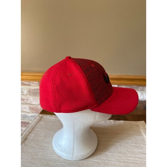 Nike Red & Black Swoosh Elastic One Size Hat Golf Classic 99 - Picture 3 of 16